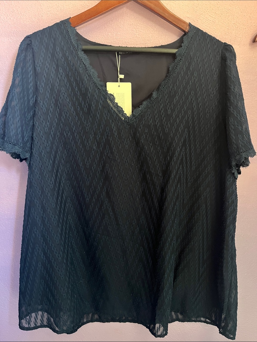 Bloomchic Navy Blousr size L NWT